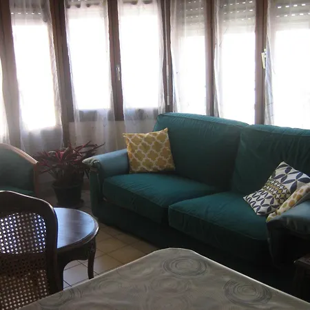 Ideal , Plein Centre-ville Confort Apartment Espalion