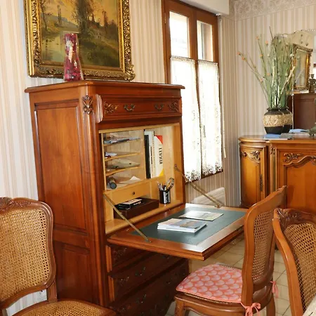 Ideal , Plein Centre-ville Confort Apartment